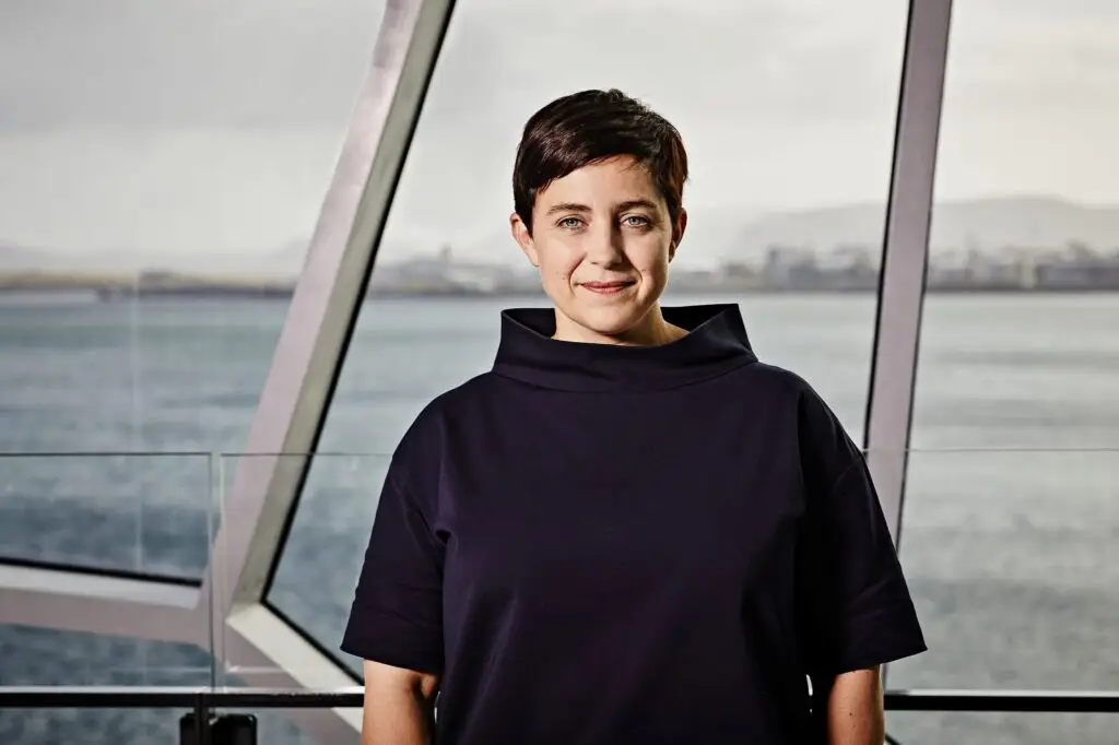 Margrét V Bjarnadóttir