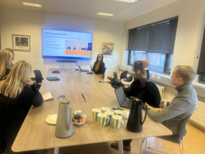 Hvernig geta íslenskir lífeyrissjóðir fjárfest með kynjagleraugum?